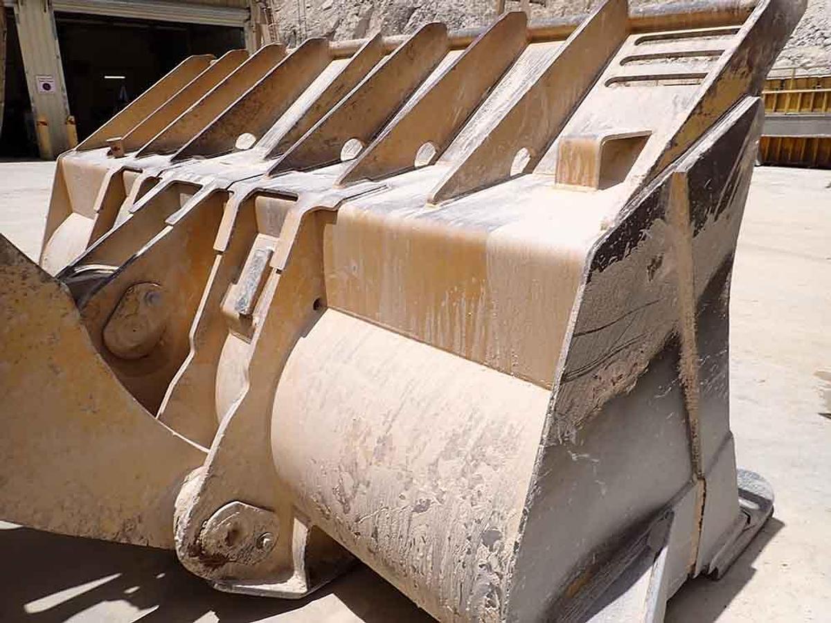 Used 2023 KOMATSU WA600-8EO