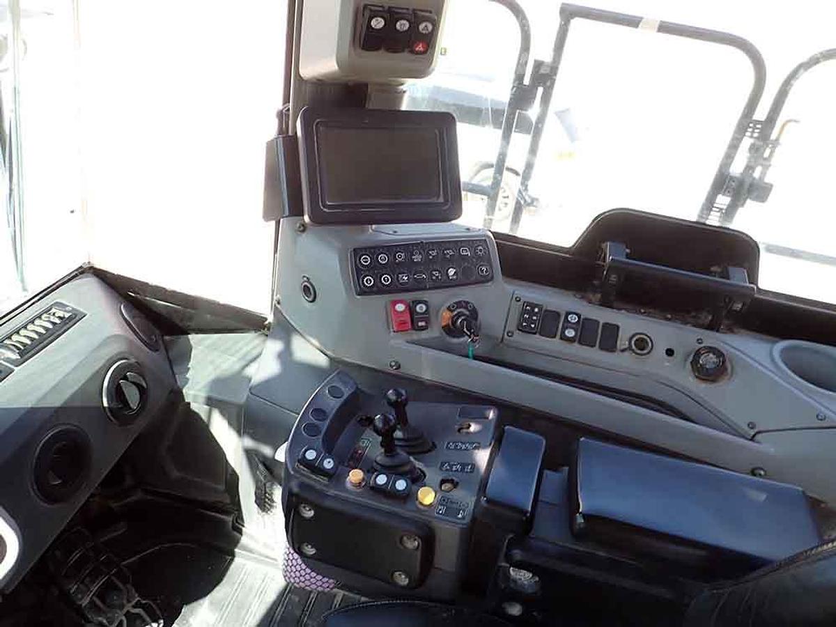 Used 2019 CATERPILLAR 988K