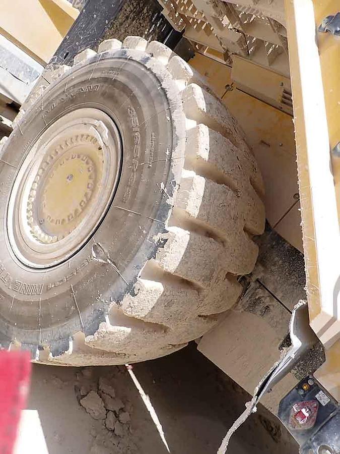 Used 2023 KOMATSU WA600-8EO