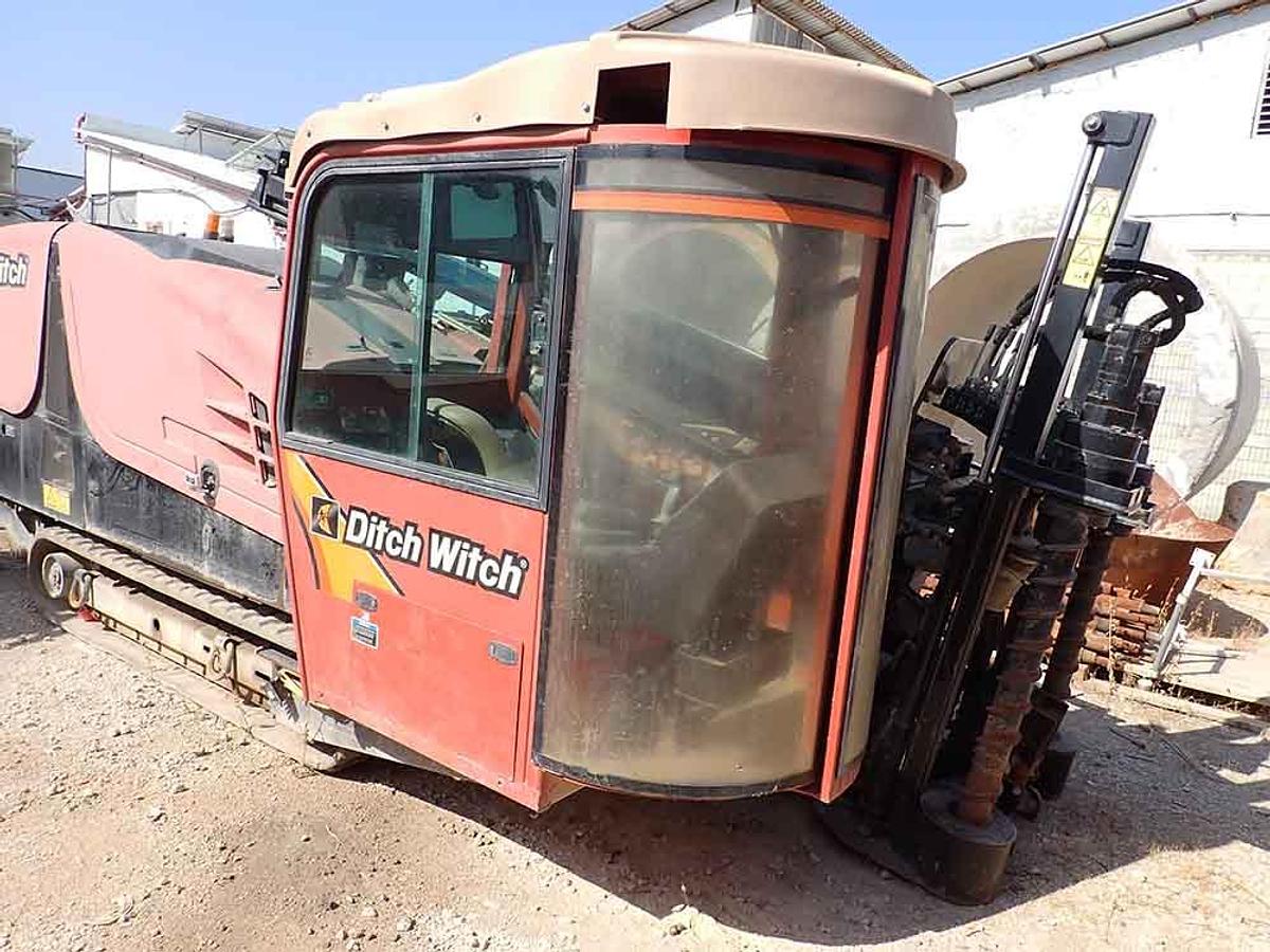 Used 2016 DITCH WITCH JT30AT