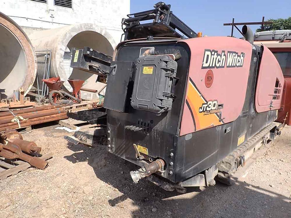 Used 2016 DITCH WITCH JT30AT