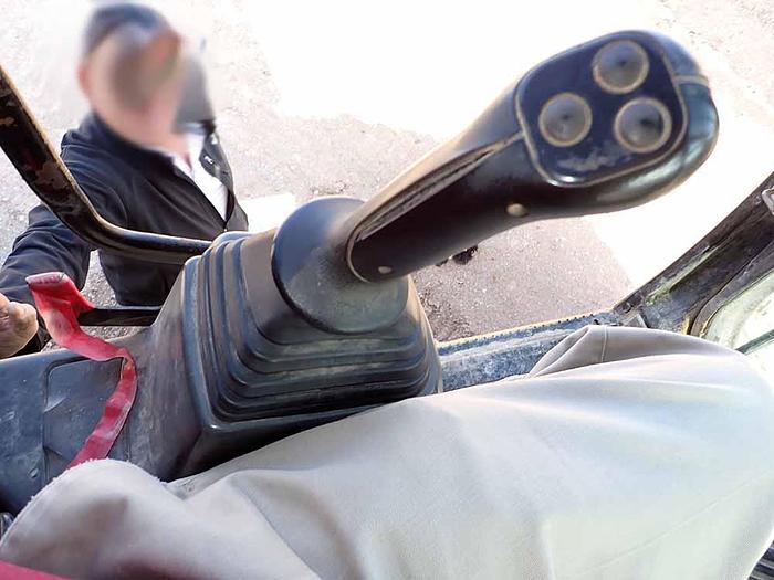 Used 2009 CATERPILLAR 345DL ME