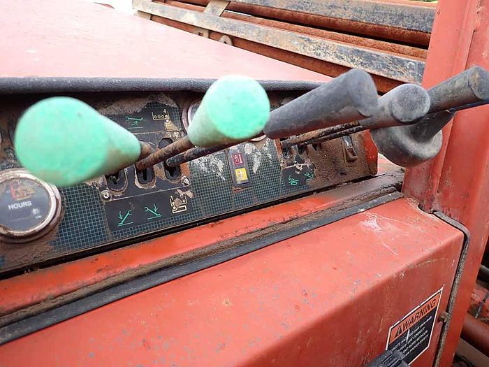 Used 2000 DITCH WITCH JT4020