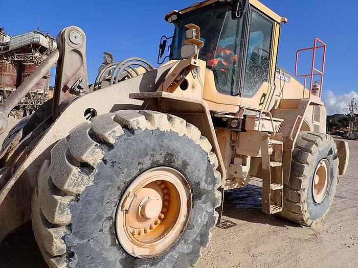 Used 2019 VOLVO L180H