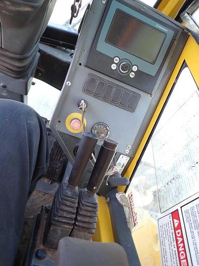 Used 2012 GROVE RT880E