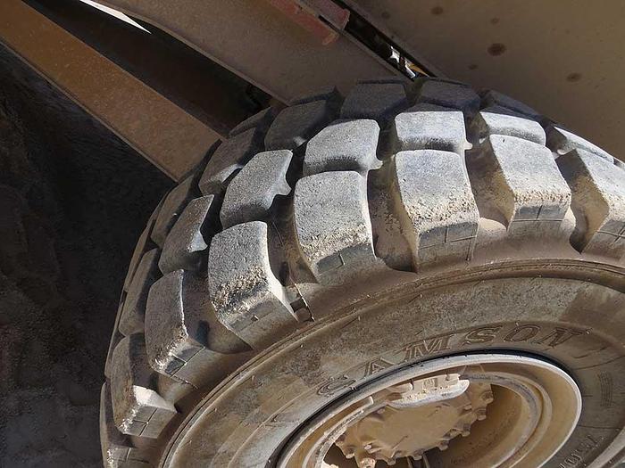 Used 2018 CATERPILLAR 725C2