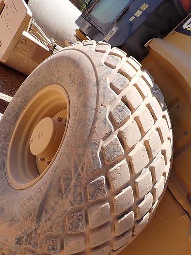 Used 2018 CATERPILLAR CS64B