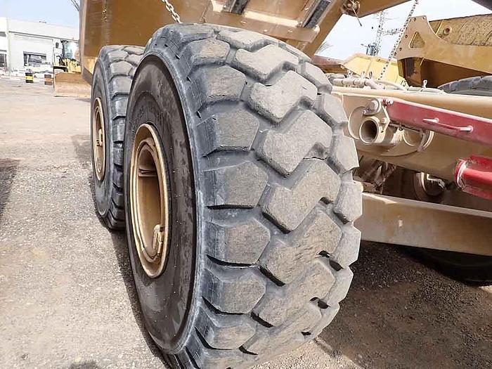 Used 2014 CATERPILLAR 740B