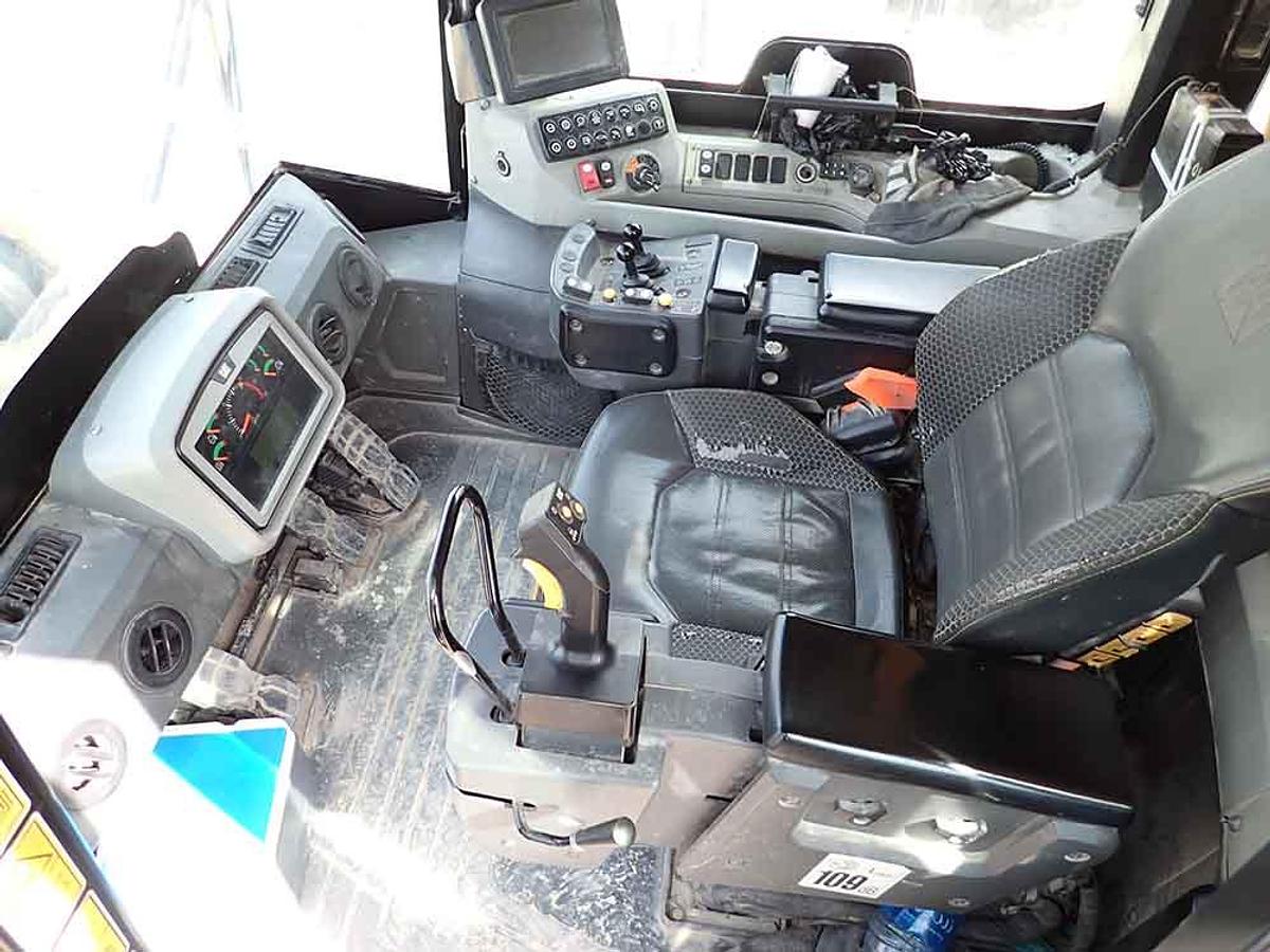 Used 2021 CATERPILLAR 988K