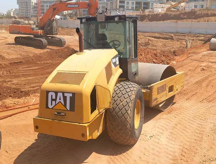 Used 2015 CATERPILLAR CS64B - "EPA"