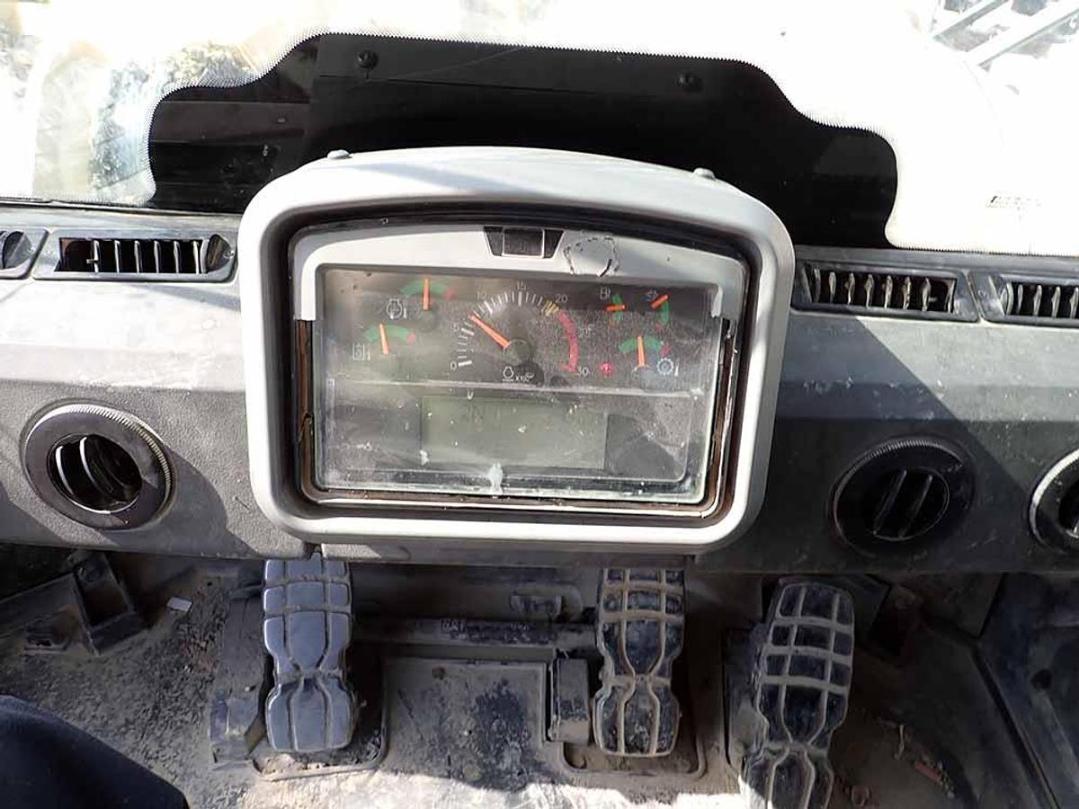 Used 2017 CATERPILLAR 988K