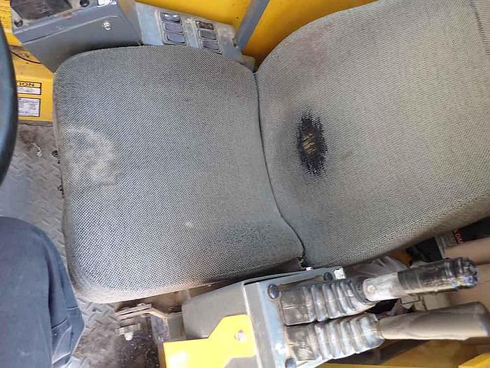 Used 2014 GROVE RT880E