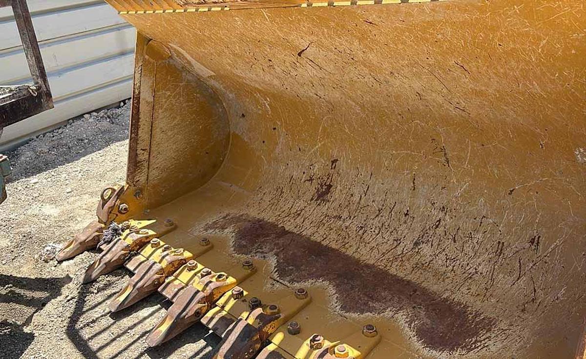 Used 2024 CATERPILLAR 963 WH