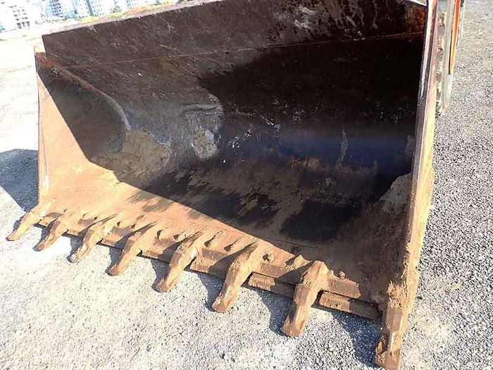 Used 20069 HITACHI ZW220-6