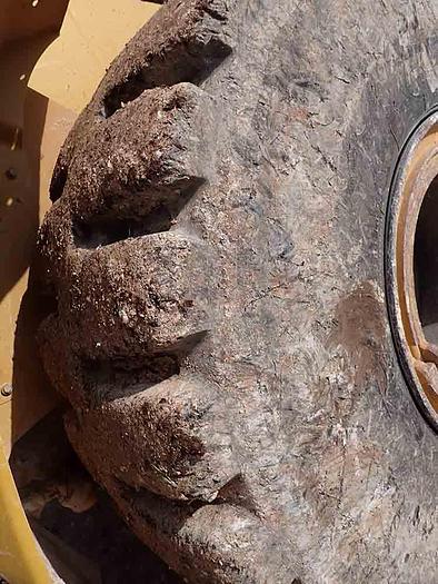 Used 2015 CATERPILLAR 966M