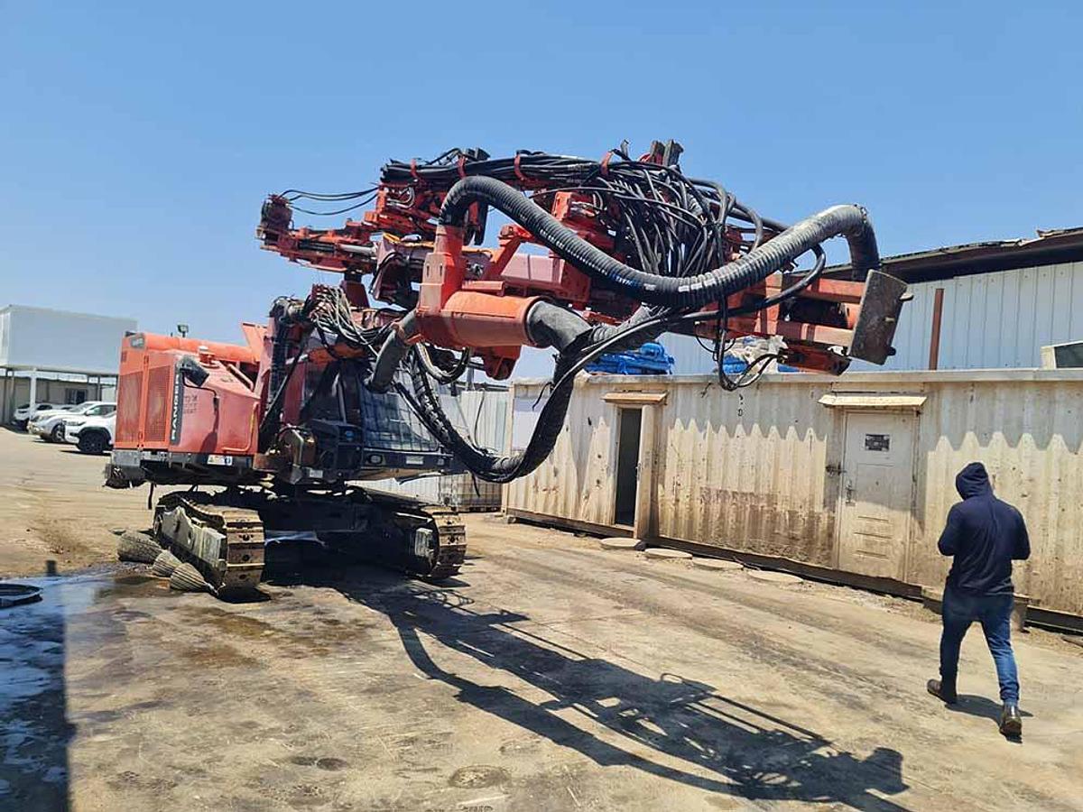 Used 2017 SANDVIK DX800