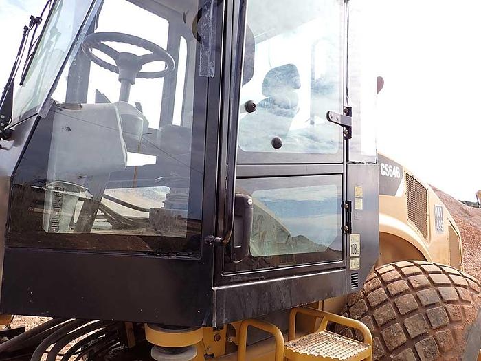 Used 2015 CATERPILLAR CS64B - "EPA"