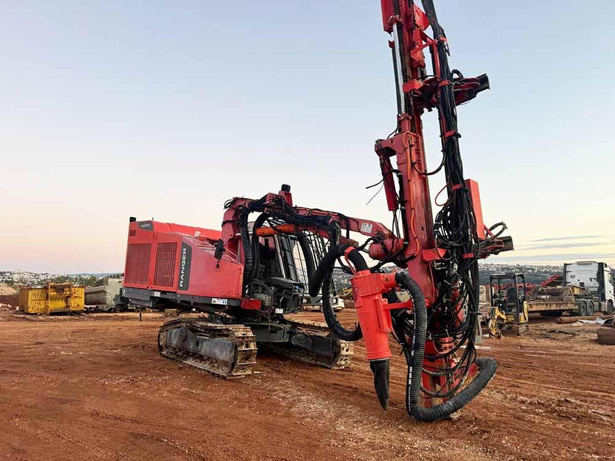 Used 2017 SANDVIK DX800