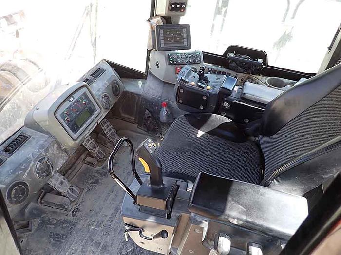 Used 2019 CATERPILLAR 988K