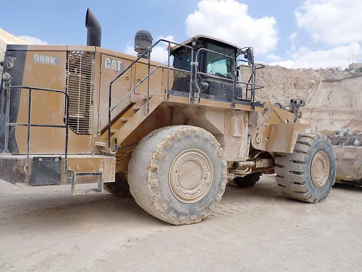 Used 05/2020 CATERPILLAR 988K