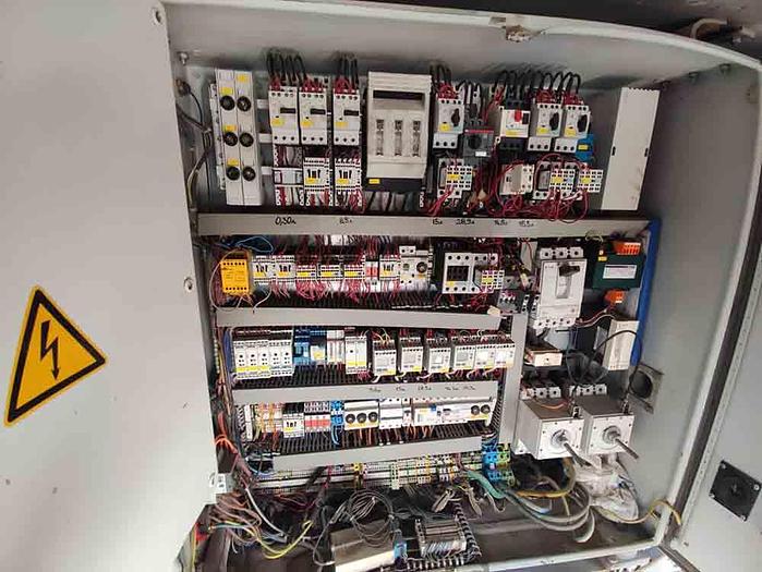 Used 2000 MAIT HR180