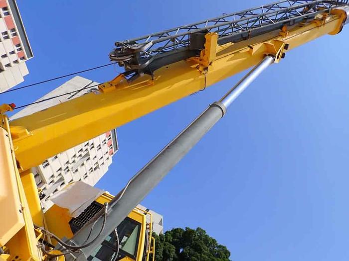 Used 2014 GROVE RT880E