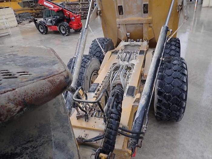 Used 2019 CATERPILLAR 745