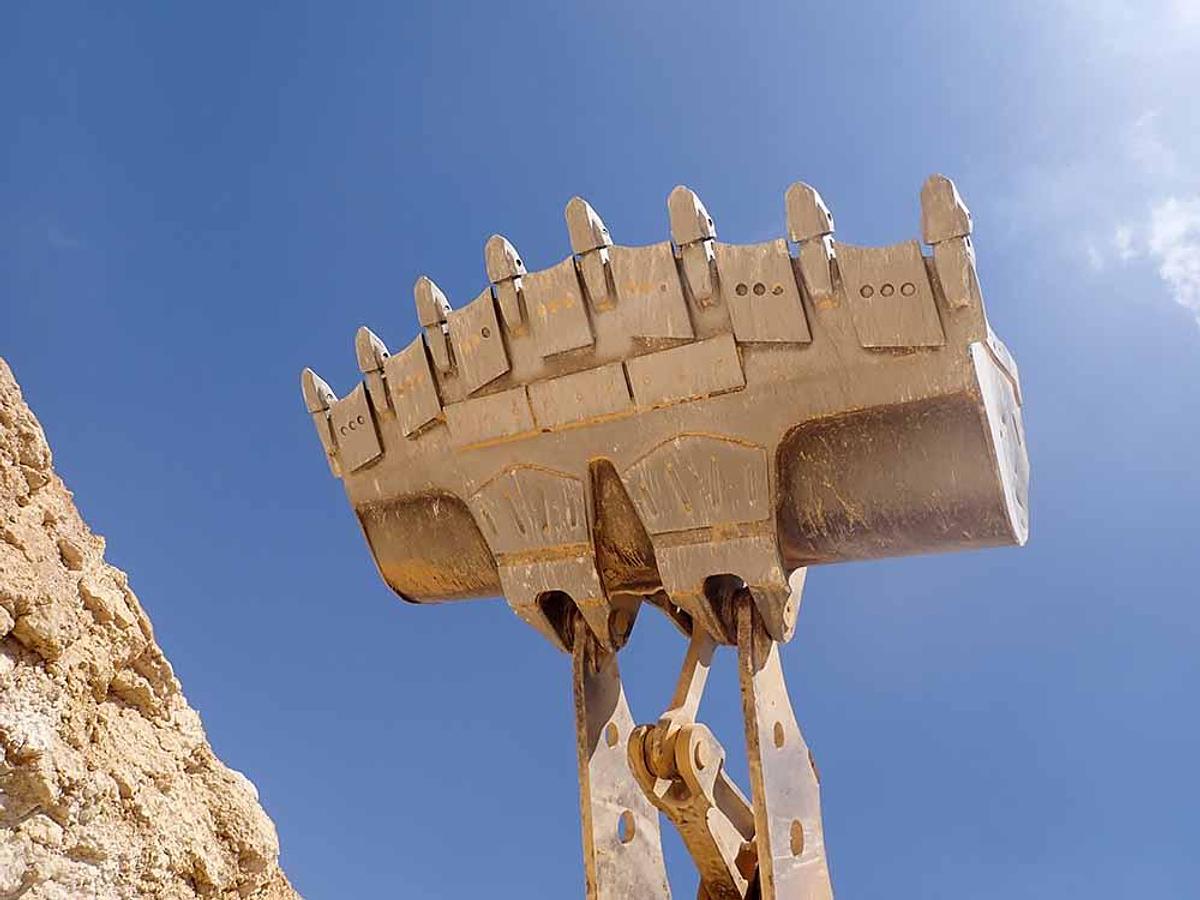 Used 2017 CATERPILLAR 988K