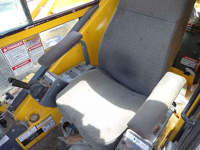 Used 2012 GROVE RT880E