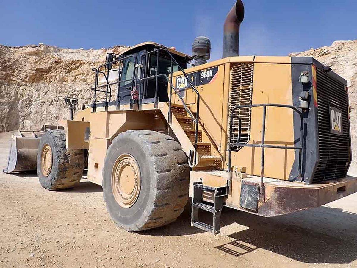 Used 2017 CATERPILLAR 988K