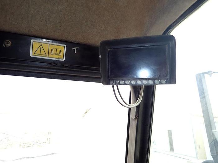 Used 2011 CATERPILLAR 730