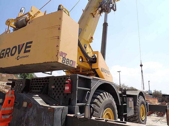 Used 2014 GROVE RT880E