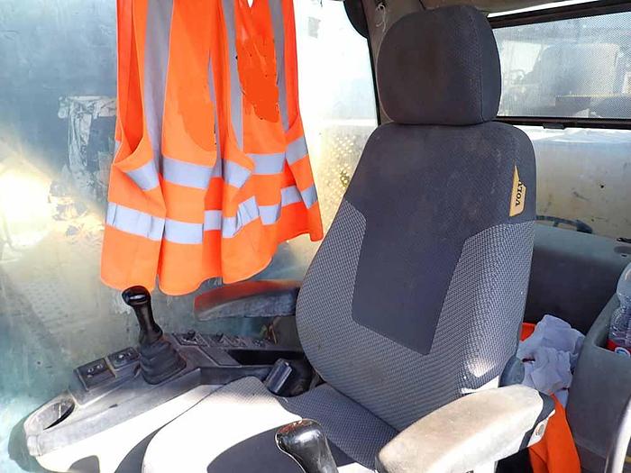 Used 2016 VOLVO EC250ELR