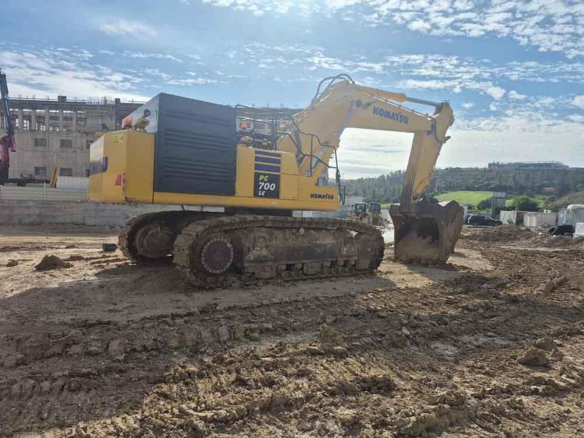 Used 2024 KOMATSU PC700LC-11EO