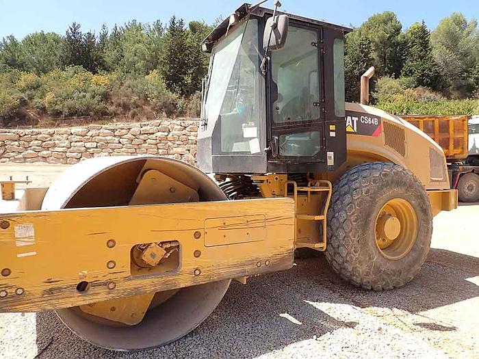 Used 2014 CATERPILLAR CS64B - "EPA"