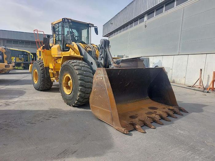 Used 2021 VOLVO L150H