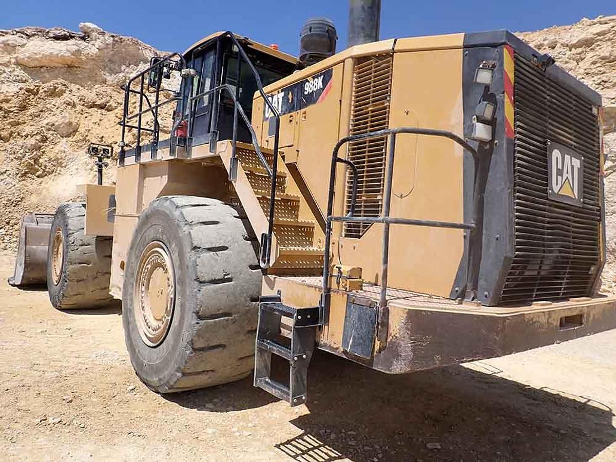Used 2017 CATERPILLAR 988K