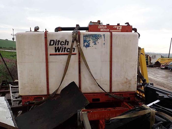 Used 2000 DITCH WITCH JT4020