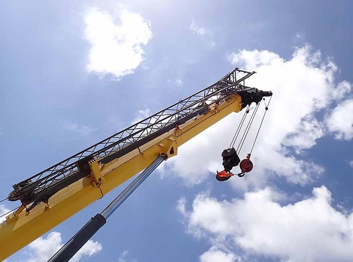 Used 2012 GROVE RT880E