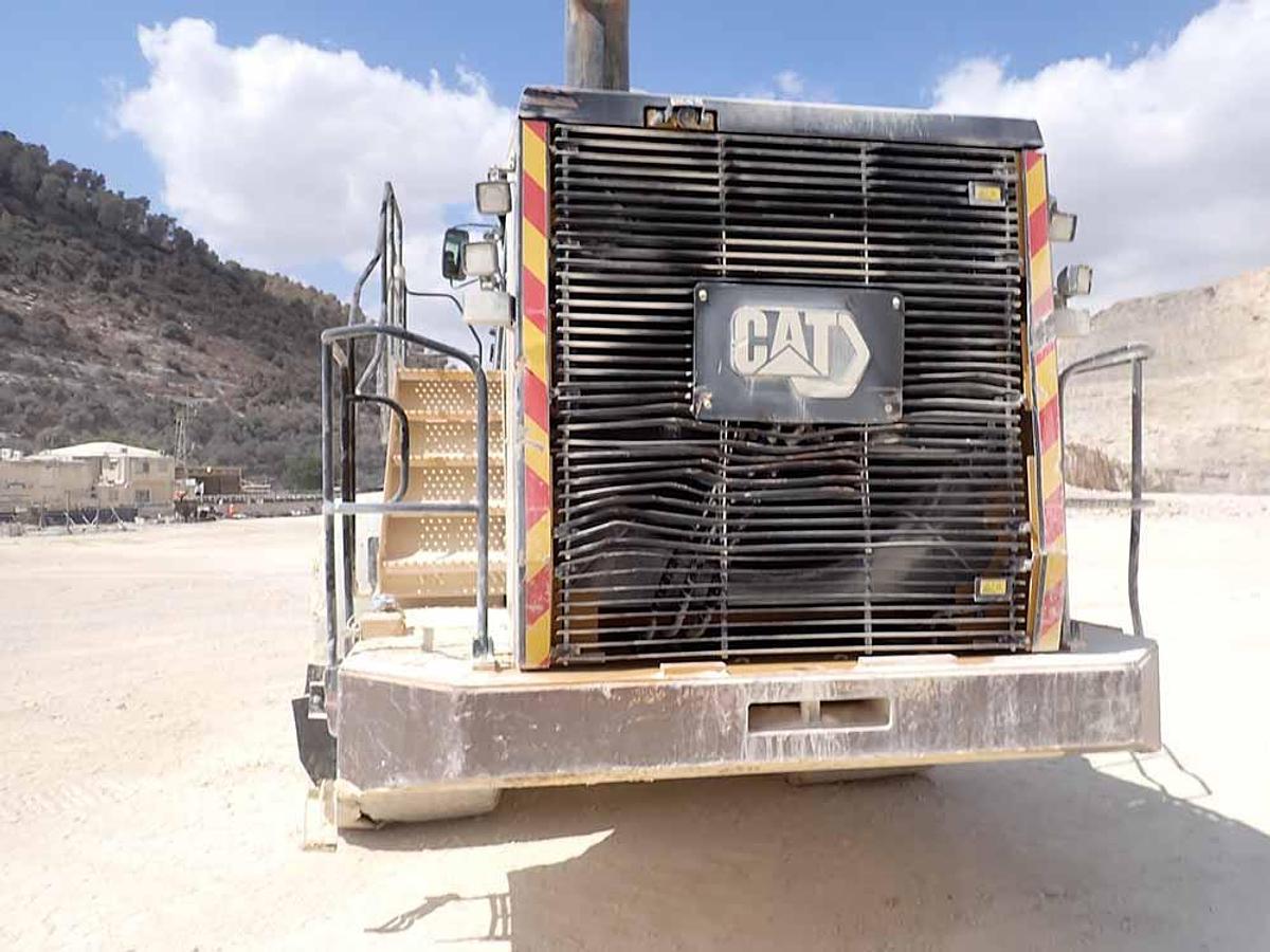 Used 05/2020 CATERPILLAR 988K