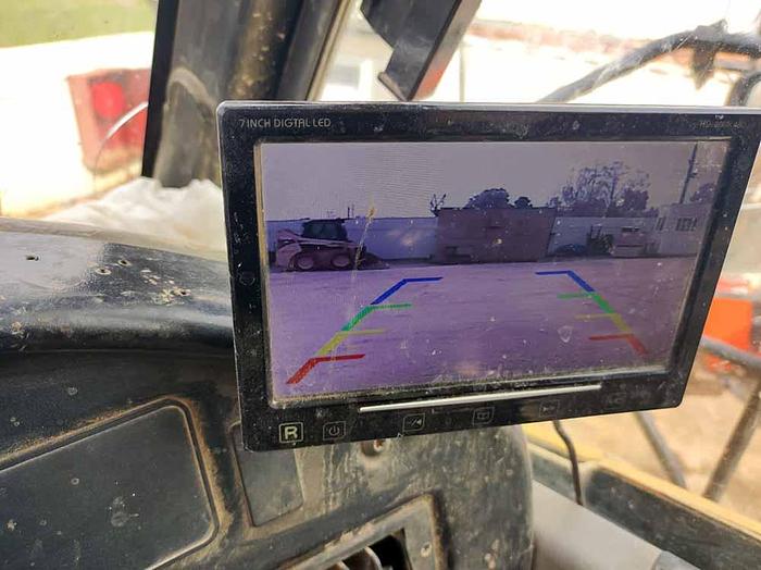 Used 2006 CATERPILLAR 740