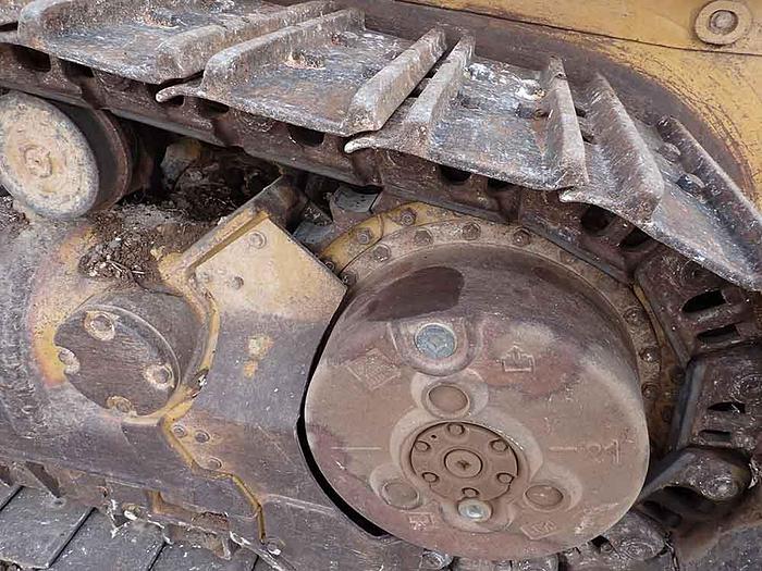 Used 2013 CATERPILLAR 963D