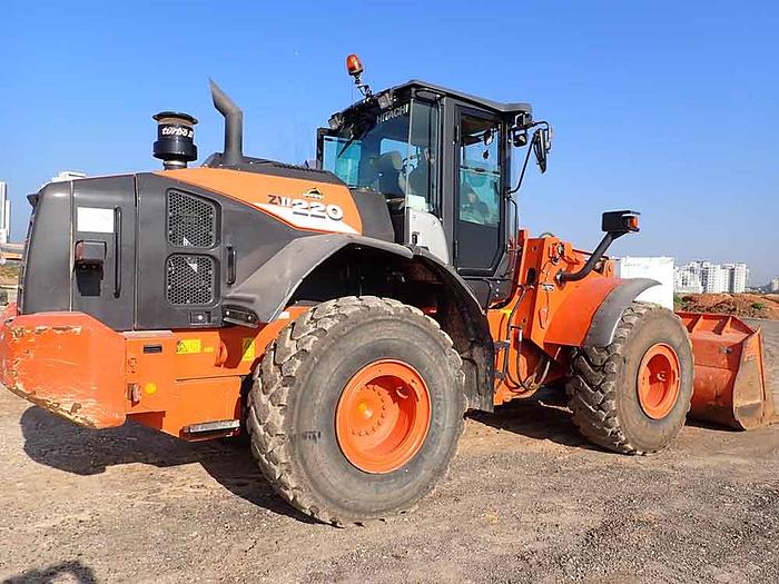 Used 20069 HITACHI ZW220-6