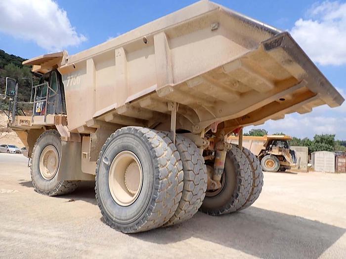 Used 2012 CATERPILLAR 775G