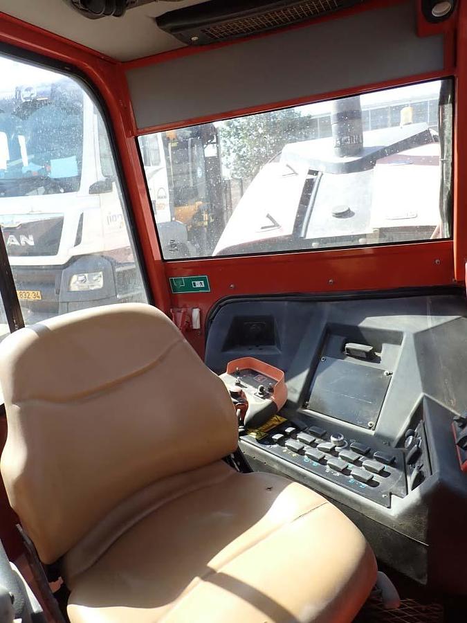 Used 2016 DITCH WITCH JT30AT