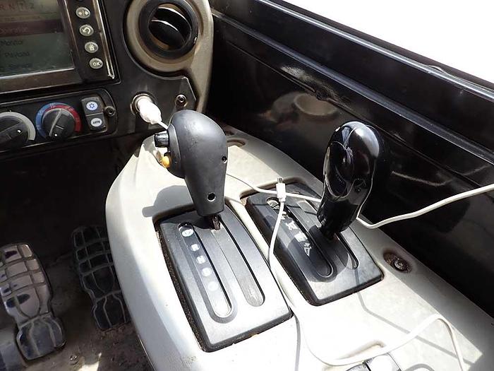 Used 2012 CATERPILLAR 775G