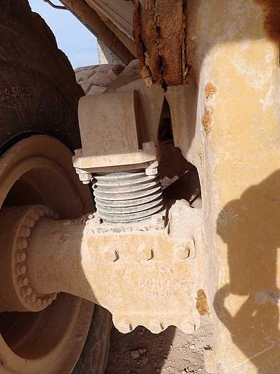 Used CATERPILLAR 740