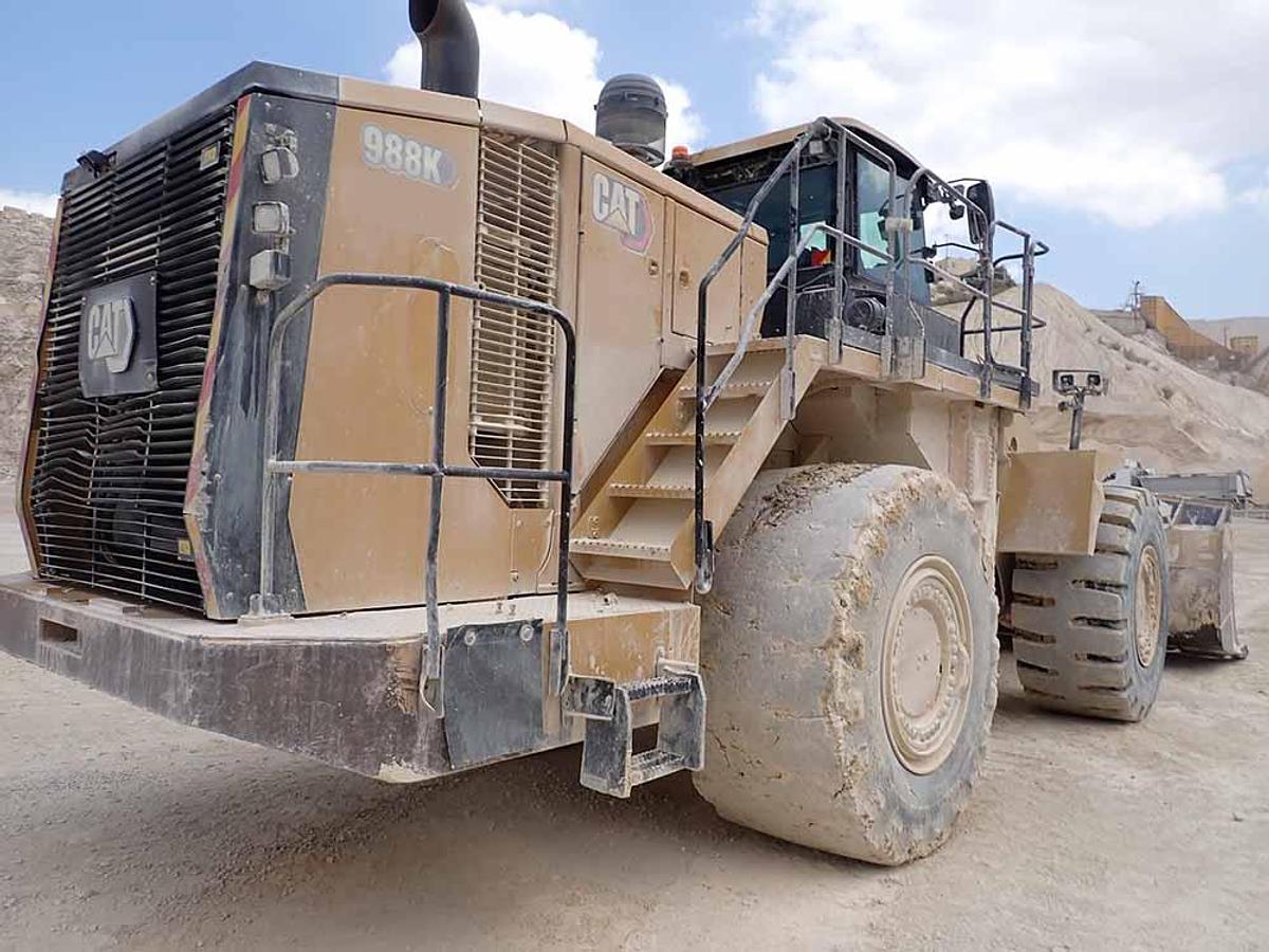 Used 05/2020 CATERPILLAR 988K