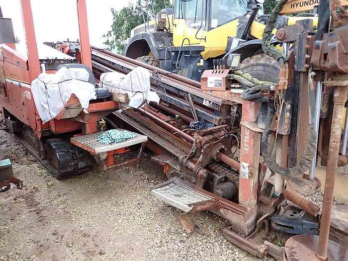 Used 2000 DITCH WITCH JT4020