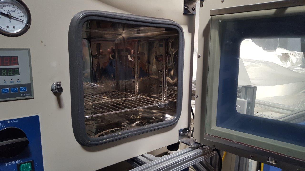 Used MTI Vacuum Oven